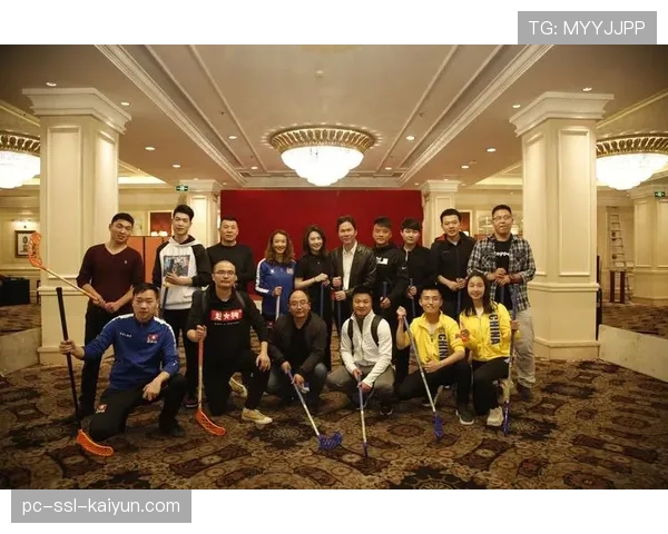 国际冰联“冰球大使”项目走进非洲,在肯尼亚推广旱地冰球